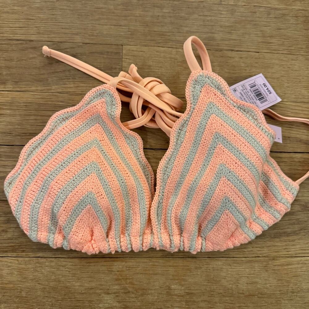 NWT Wild Fable peach gray crocheted swim string bikini top size medium M
b65
